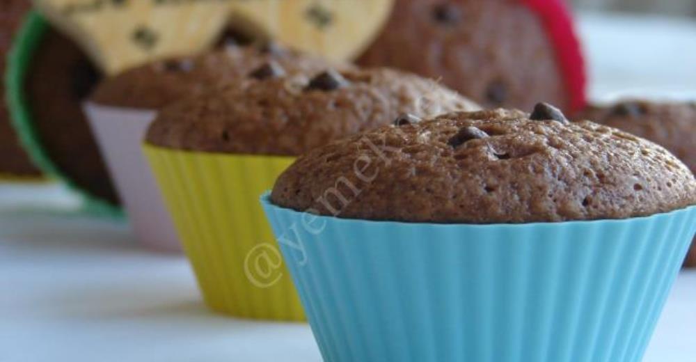 Çikolata Parçacıklı Kakaolu Muffin