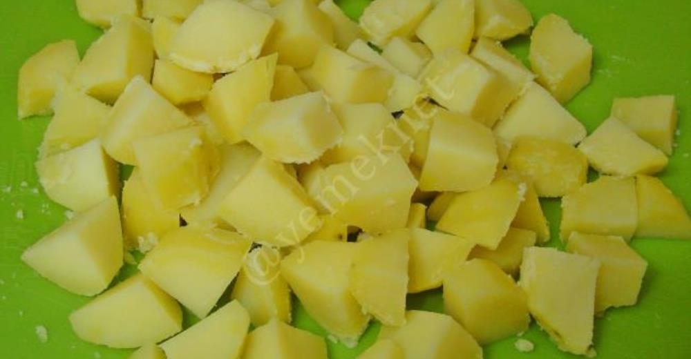 Baharatlı Patates Salatası