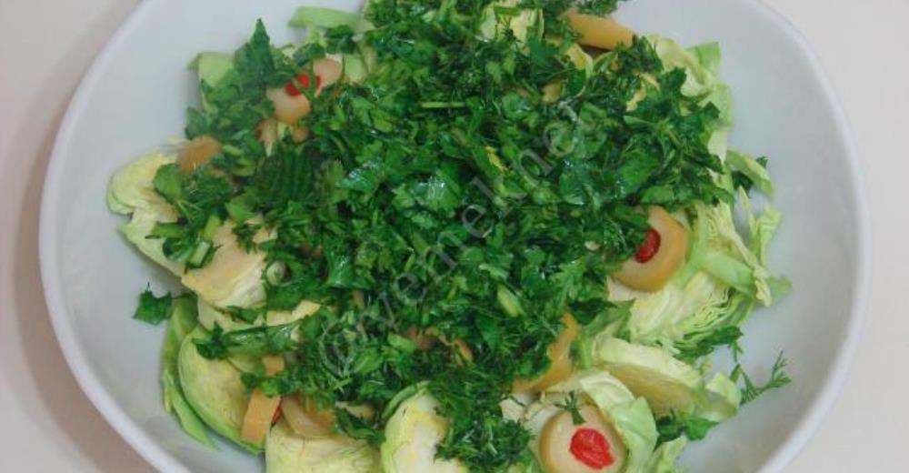 Brüksel Lahanası Salatası