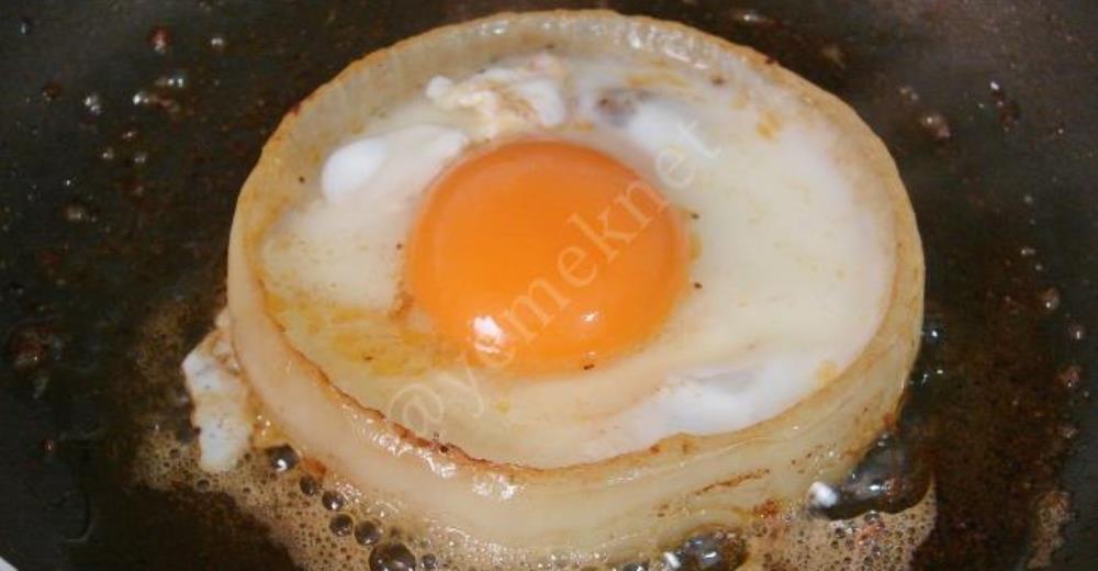 Egg In Onion Ring Recipe