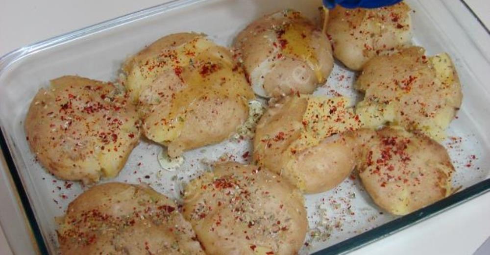 Fırında Baharatlı Çatlak Patates