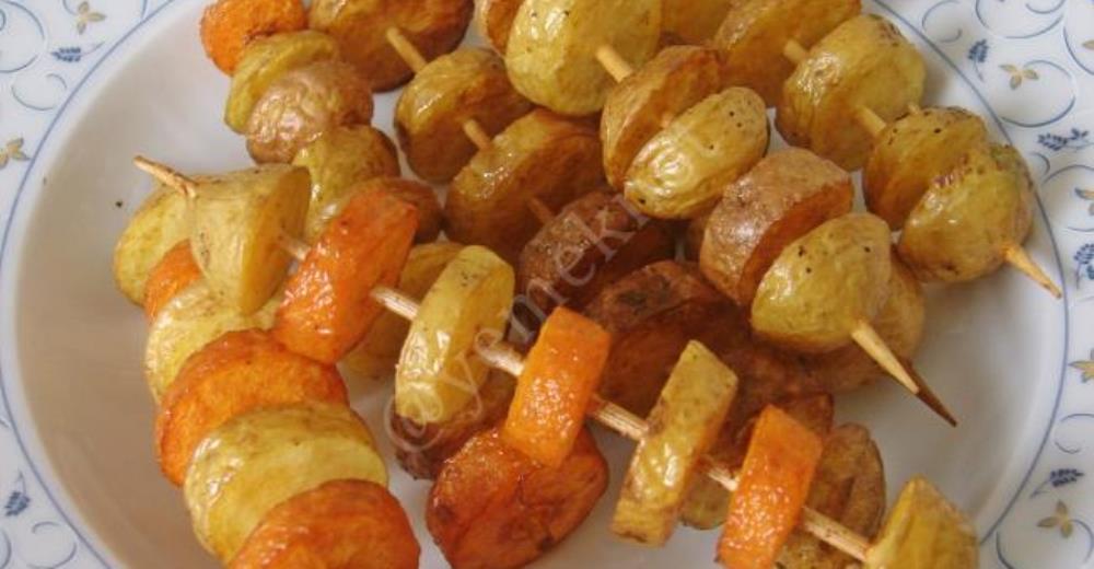 Fried Fresh Potato Skewers Recipe