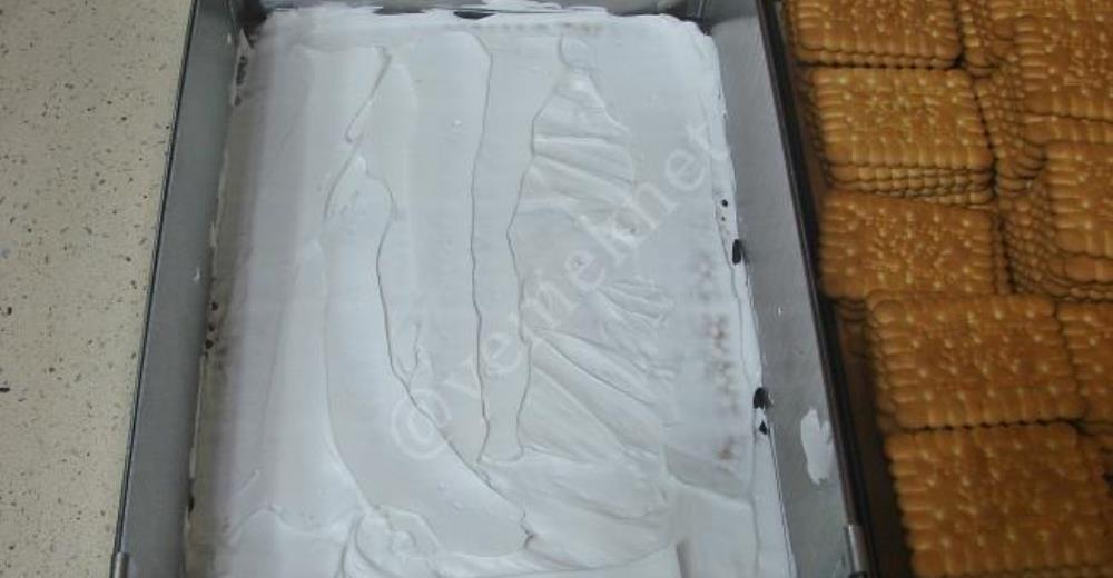 Havuçlu Bisküvili Yaş Pasta