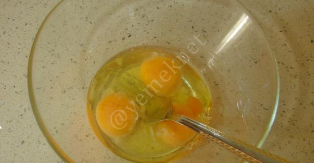 Ispanaklı Mantarlı Yumurta