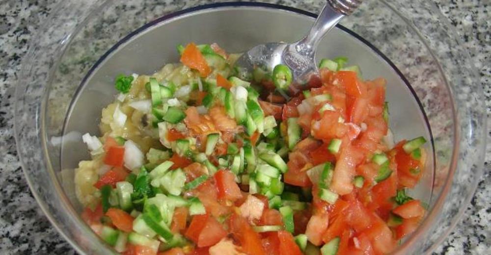 Köz Patlıcanlı Gavurdağ Salatası