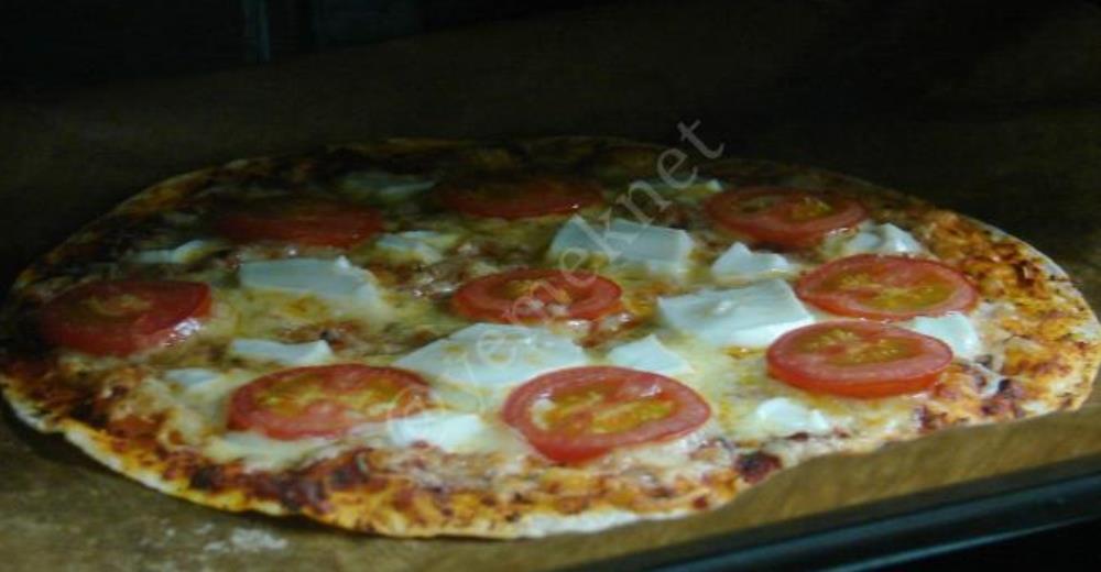 Maydanozlu Tortilla Pizza