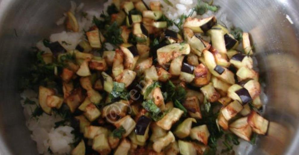 Patlıcanlı Pilav